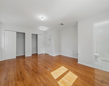 35 Cunningham - Photo Thumbnail 32