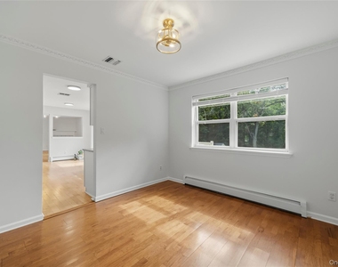 35 Cunningham - Photo Thumbnail 11