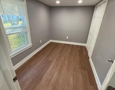 1 Gillespie Drive - Photo Thumbnail 9