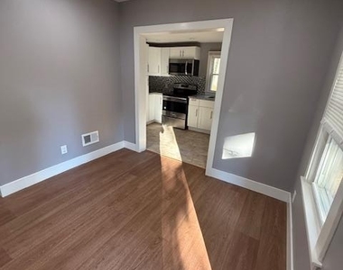 1 Gillespie Drive - Photo Thumbnail 6