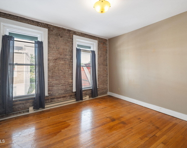108 Division Street - Photo Thumbnail 3
