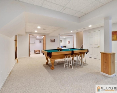 27 Bodine Drive - Photo Thumbnail 21