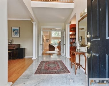 27 Bodine Drive - Photo Thumbnail 1