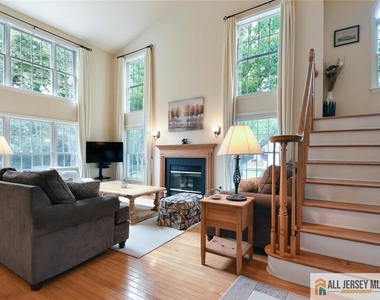 27 Bodine Drive - Photo Thumbnail 5
