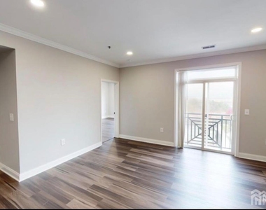 6301 Fernandez Court - Photo Thumbnail 4