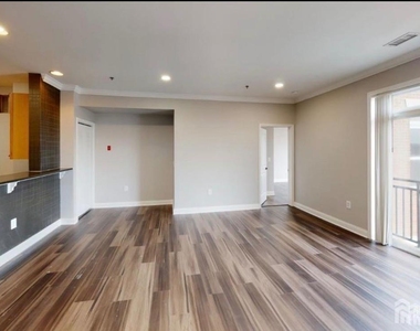 6301 Fernandez Court - Photo Thumbnail 15