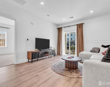 917 Vanderbergh Boulevard - Photo Thumbnail 7