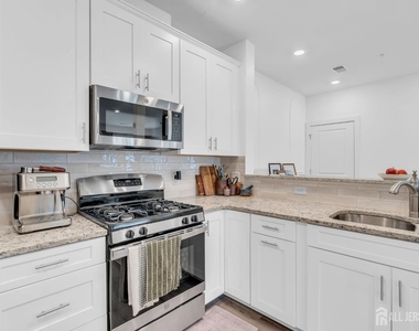 917 Vanderbergh Boulevard - Photo Thumbnail 4