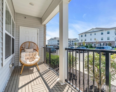 917 Vanderbergh Boulevard - Photo Thumbnail 12