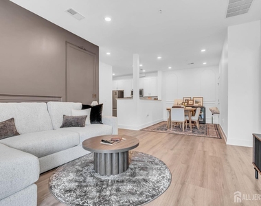 917 Vanderbergh Boulevard - Photo Thumbnail 9