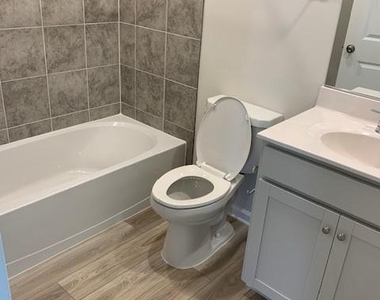 270 Swan Field Ave - Photo Thumbnail 3