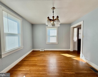 225 E 2nd Avenue - Photo Thumbnail 11