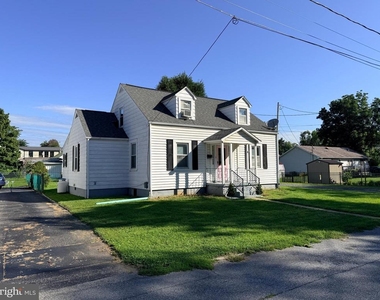 225 E 2nd Avenue - Photo Thumbnail 1