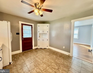 225 E 2nd Avenue - Photo Thumbnail 5