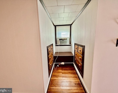 225 E 2nd Avenue - Photo Thumbnail 23