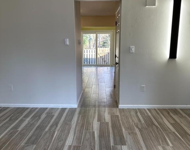 107 N Church Street - Photo Thumbnail 2