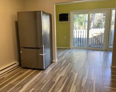 107 N Church Street - Photo Thumbnail 6