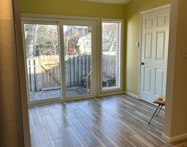 107 N Church Street - Photo Thumbnail 7