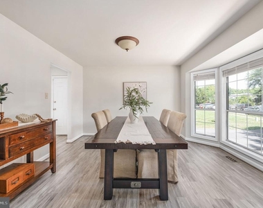 22 Tanterra Drive - Photo Thumbnail 3