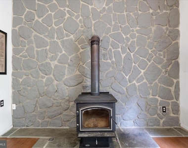 515 Shelton Shop Road - Photo Thumbnail 20