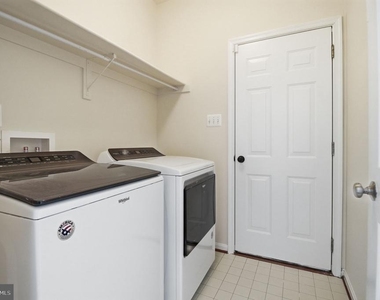 950 Grouse Pointe Drive - Photo Thumbnail 15