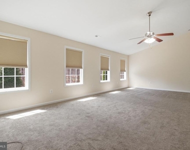 950 Grouse Pointe Drive - Photo Thumbnail 26