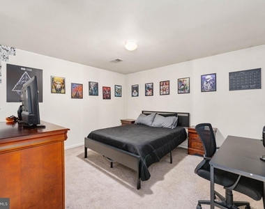 132 Executive Circle - Photo Thumbnail 54