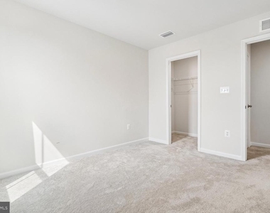 1608 Creek Bottom Place - Photo Thumbnail 35