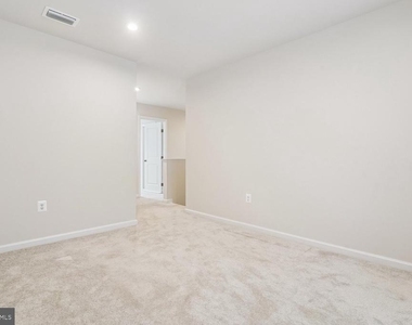 1608 Creek Bottom Place - Photo Thumbnail 20