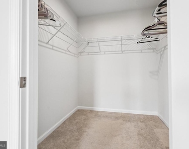 1608 Creek Bottom Place - Photo Thumbnail 26