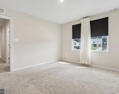 1608 Creek Bottom Place - Photo Thumbnail 37