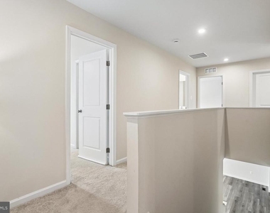 1608 Creek Bottom Place - Photo Thumbnail 17
