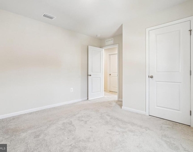 1608 Creek Bottom Place - Photo Thumbnail 33