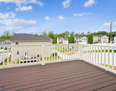 1608 Creek Bottom Place - Photo Thumbnail 46