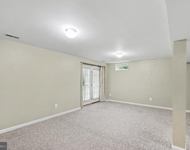 3915 Carlyle Court - Photo Thumbnail 29