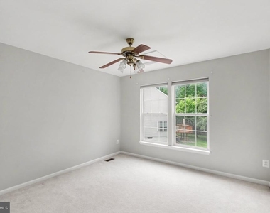 3915 Carlyle Court - Photo Thumbnail 22
