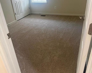 3565 Eagle Ridge Drive - Photo Thumbnail 11