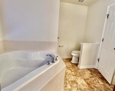 3565 Eagle Ridge Drive - Photo Thumbnail 28