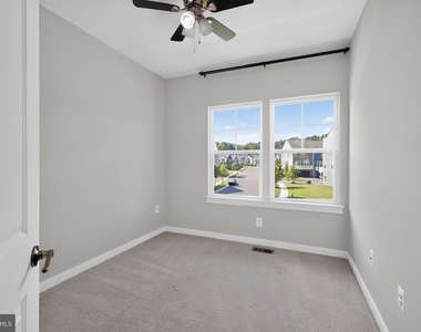 1743 Autumn Maple Leaf Drive - Photo Thumbnail 11