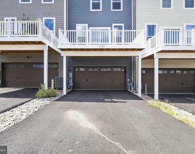 1743 Autumn Maple Leaf Drive - Photo Thumbnail 21