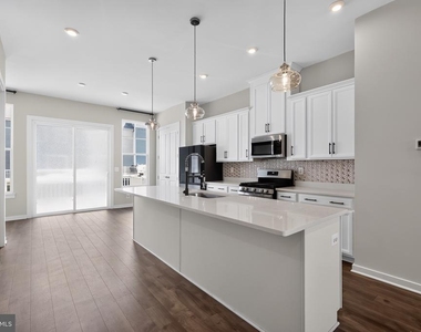 1743 Autumn Maple Leaf Drive - Photo Thumbnail 3