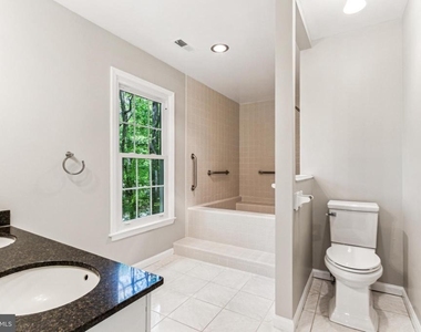 12203 Ashley Court - Photo Thumbnail 15