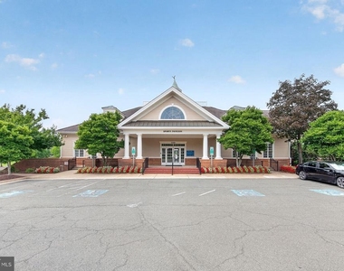5602 Wheelwright Way - Photo Thumbnail 39