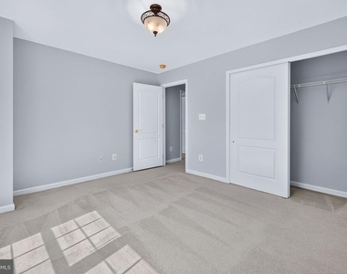 5602 Wheelwright Way - Photo Thumbnail 29
