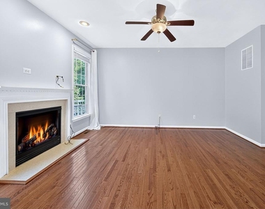 5602 Wheelwright Way - Photo Thumbnail 5