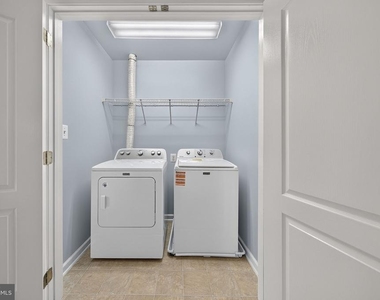 5602 Wheelwright Way - Photo Thumbnail 34