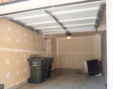 10246 Whitworth Lane - Photo Thumbnail 14