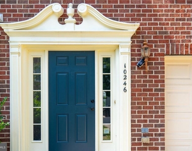 10246 Whitworth Lane - Photo Thumbnail 1
