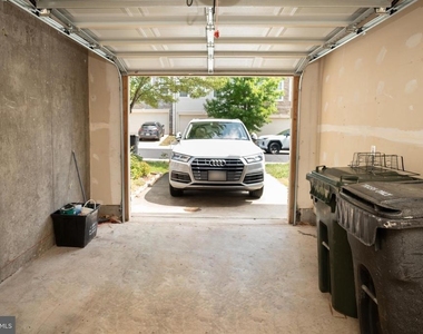 10246 Whitworth Lane - Photo Thumbnail 13
