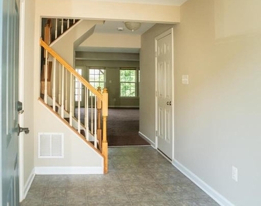 10246 Whitworth Lane - Photo Thumbnail 3
